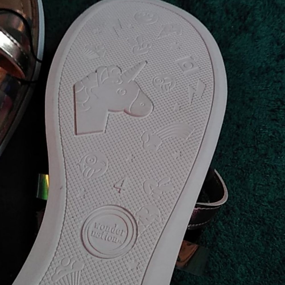 Sandals - Picture 6 of 6